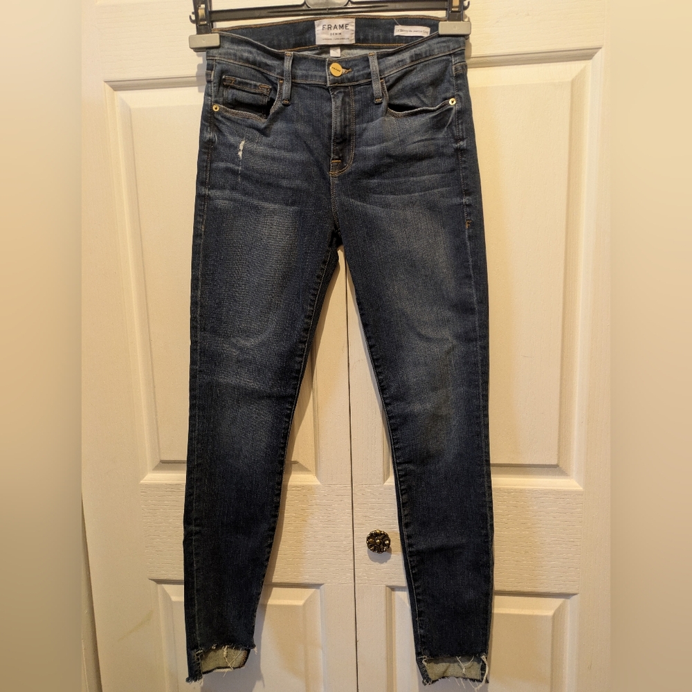 Frame Denim Skinny Jeans Dark Wash Minor Distressing Stagger Raw Hem Size 25